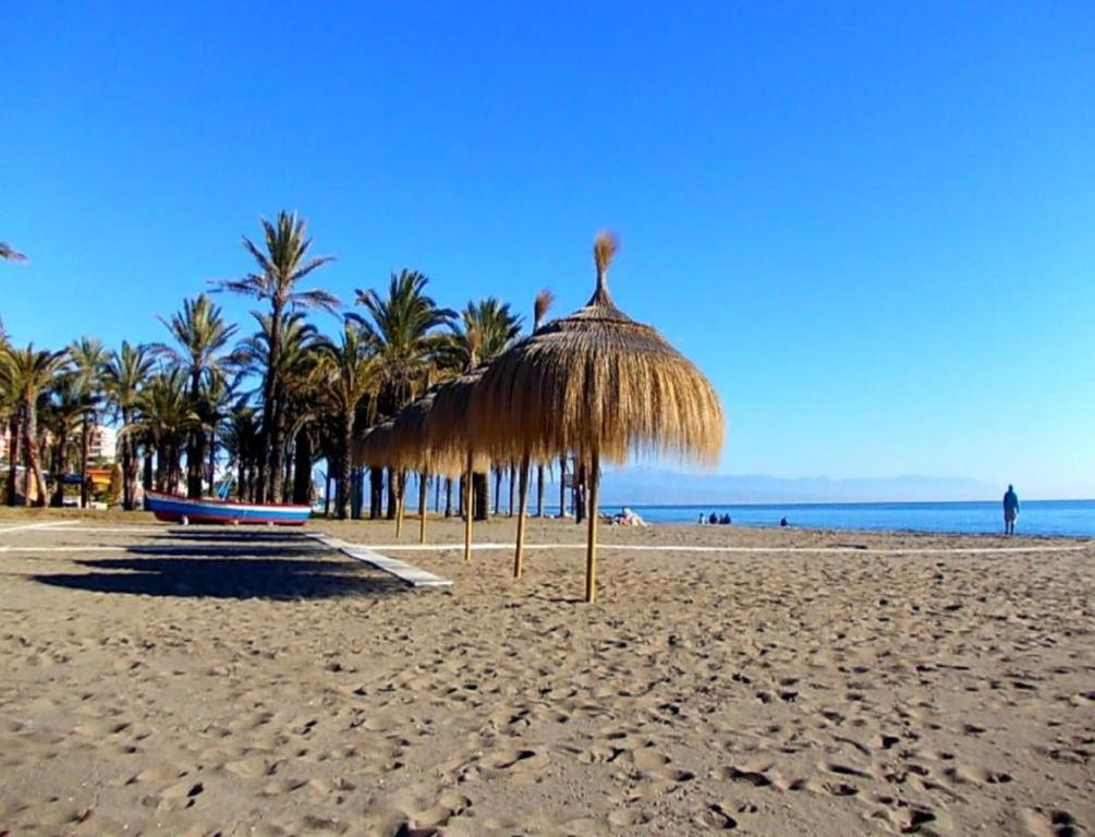 La Carihuela Lux Apartment Torremolinos Buitenkant foto